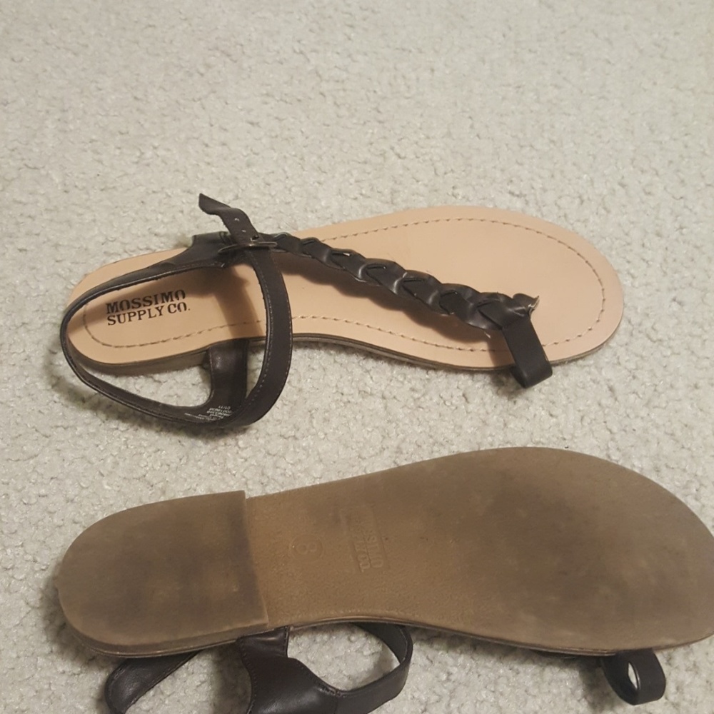 Mossimo - Picture 3 of 8